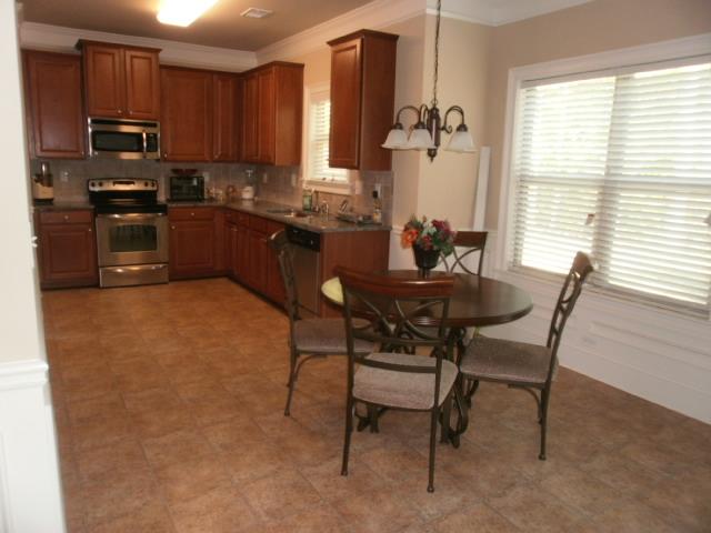 540 Cornelius Dr, Hampton, GA 30228 photo 7