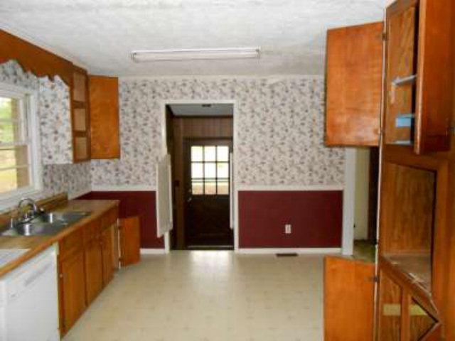 140 Washburn Dr, Gray, GA 31032 photo 6