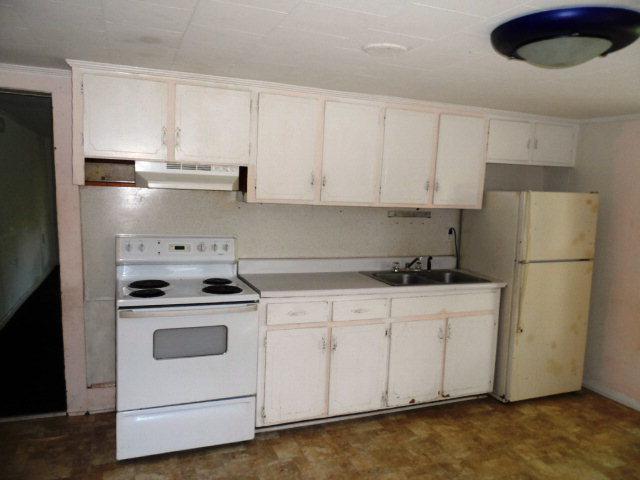 35 Bowdon St, Waco, GA 30182 photo 4