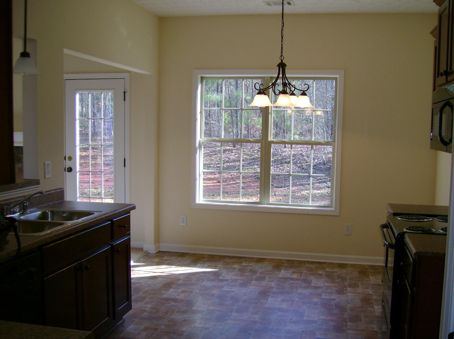 126 Red Oak Dr, Barnesville, GA 30204 photo 8