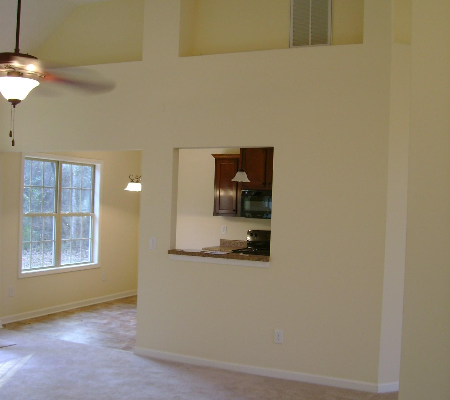 126 Red Oak Dr, Barnesville, GA 30204 photo 3