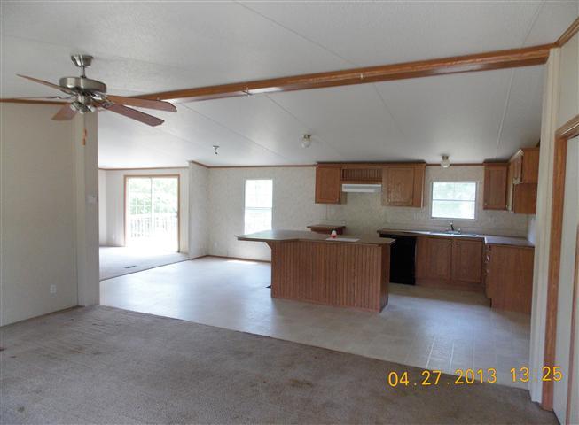 138 Perdue Rd, Barnesville, GA 30204 photo 4