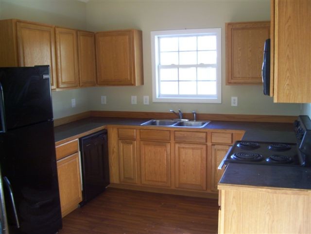 3296 Baker Rd, Gainesville, GA 30507 photo 3