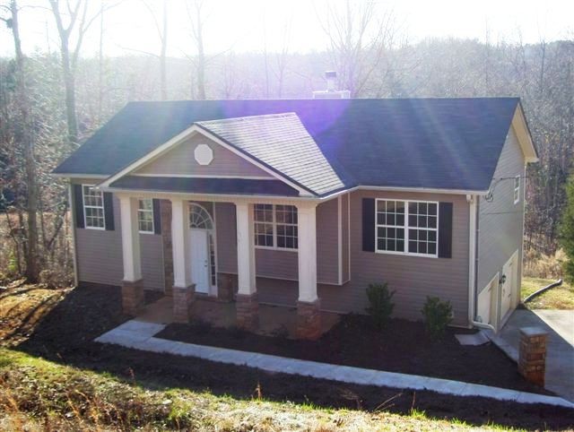 3296 Baker Rd, Gainesville, GA 30507 photo 1