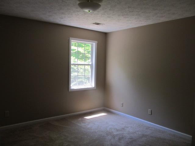 105 Colonial Ct, Lagrange, GA 30240 photo 16