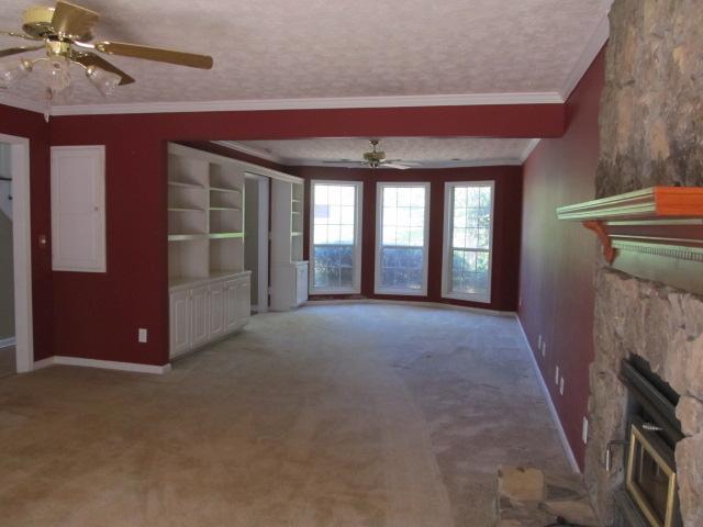 105 Colonial Ct, Lagrange, GA 30240 photo 4