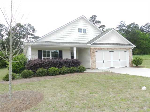 145 Carrington Dr, Commerce, GA 30529 photo 1