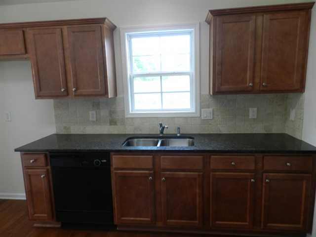 145 Carrington Dr, Commerce, GA 30529 photo 12