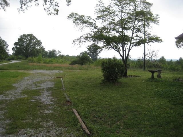 2298 Five Points Rd, Waco, GA 30182 photo 4