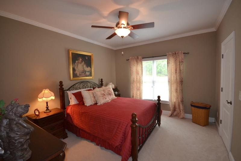 2016 Democracy Dr, Buford, GA 30519 photo 17