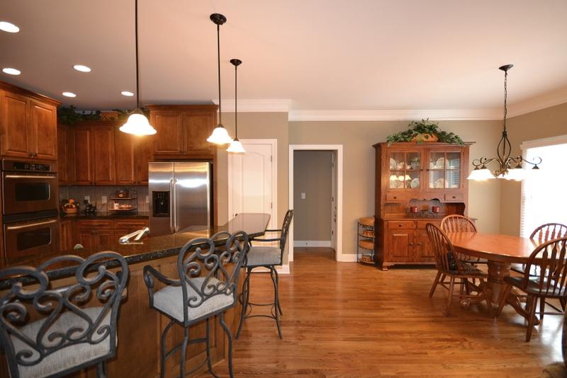 2016 Democracy Dr, Buford, GA 30519 photo 9