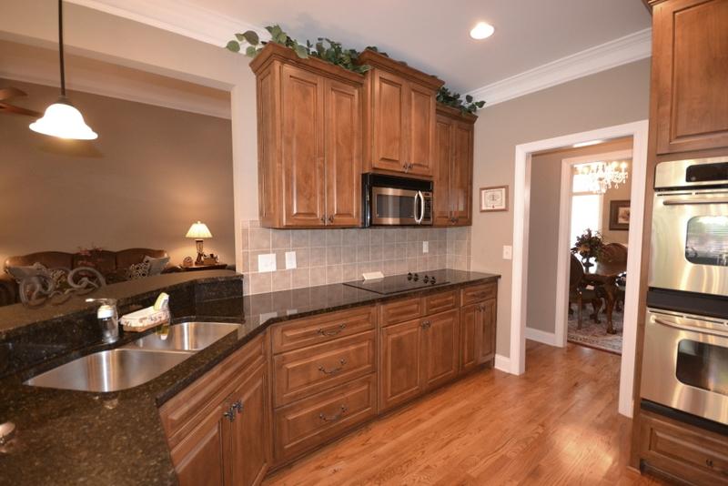 2016 Democracy Dr, Buford, GA 30519 photo 11