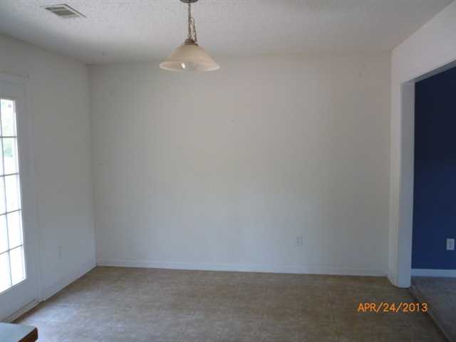 342 Centennial Dr, Bethlehem, GA 30620 photo 3