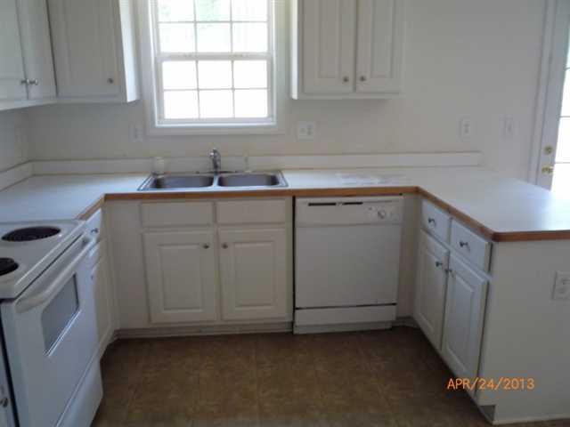 342 Centennial Dr, Bethlehem, GA 30620 photo 4