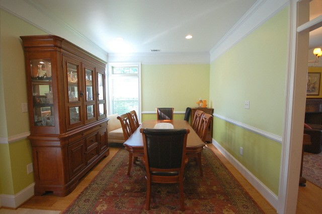1072 Third St, Stone Mountain, GA 30083 photo 13