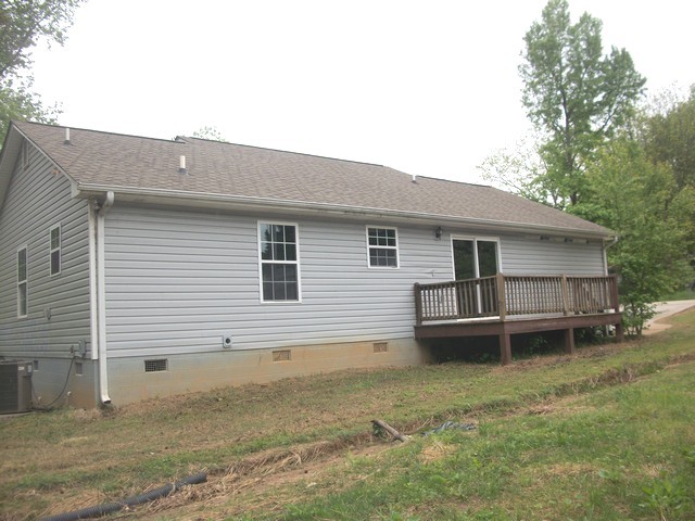 215 Hendricks St, Cornelia, GA 30531 photo 3