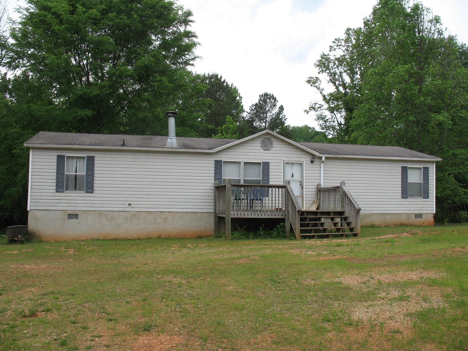 784 Borders Rd, Commerce, GA 30530 photo 1