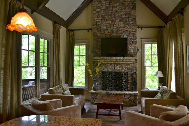 3357 Binghurst Rd, Suwanee, GA 30024 photo 2