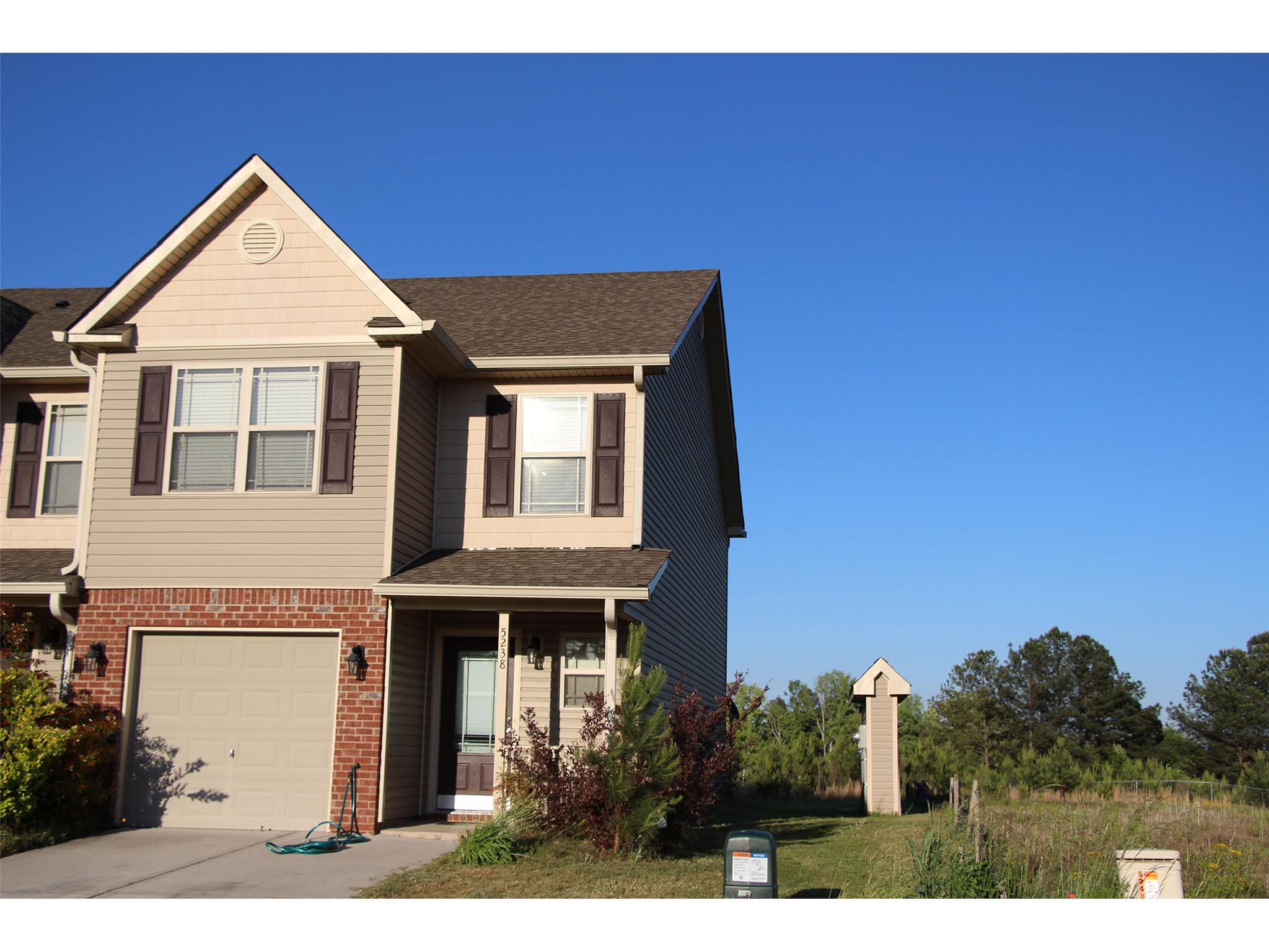 5238 Carrie Dr, Morrow, GA 30260 photo 1