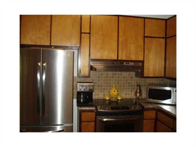 2995 Marsh Ln, Stone Mountain, GA 30087 photo 9
