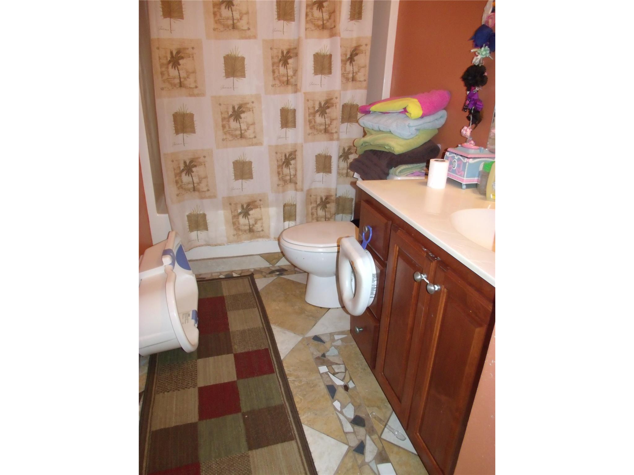 220 E May St, Calhoun, GA 30701 photo 11