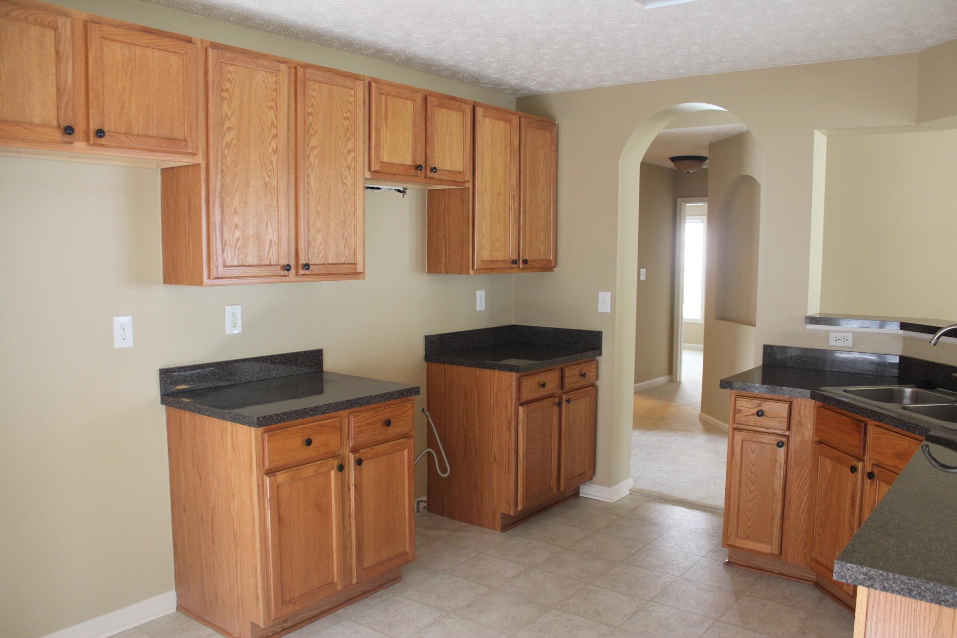 13 Silver Bend Ct, Austell, GA 30168 photo 4