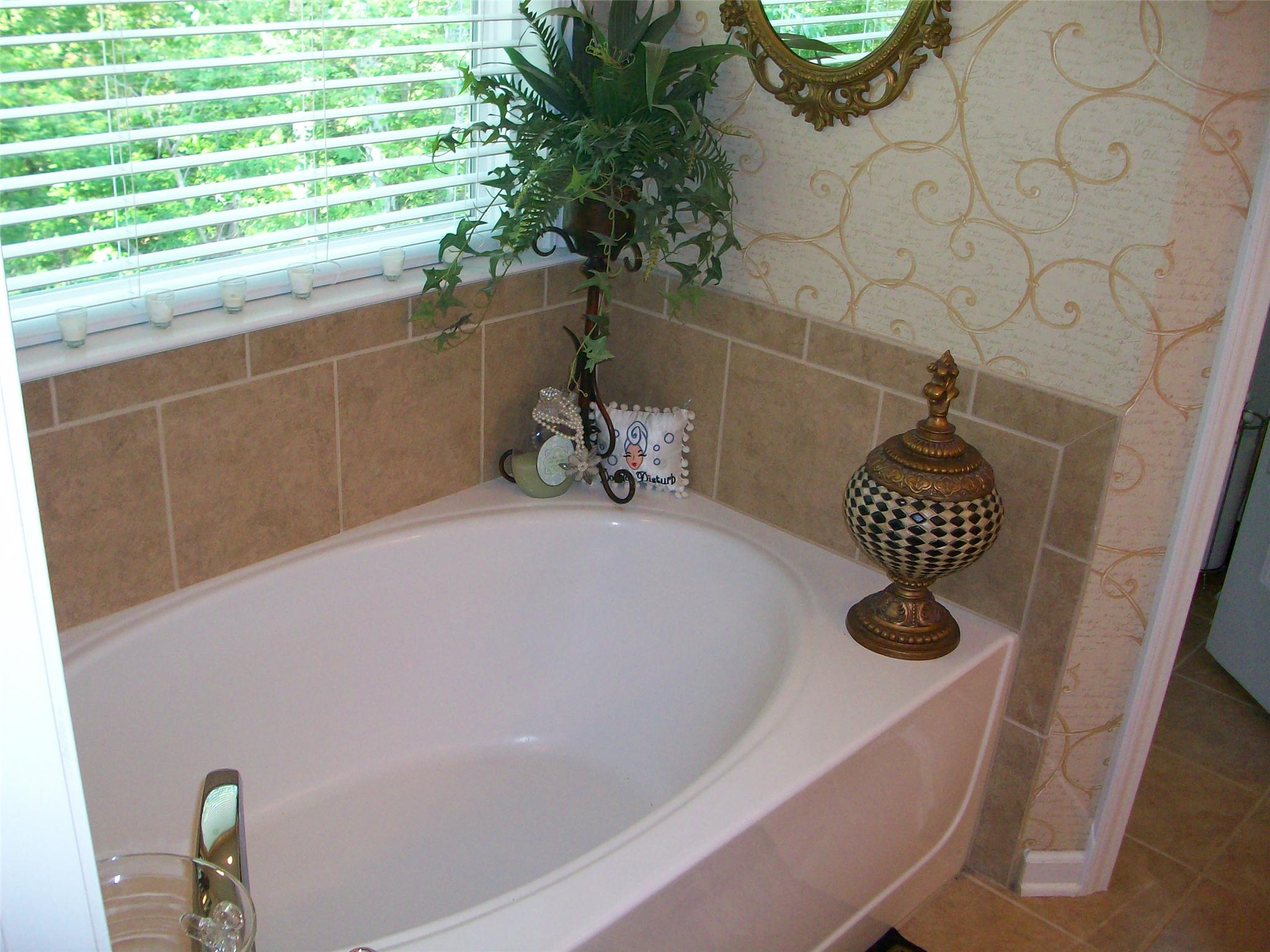 615 Hammersmith Dr, Suwanee, GA 30024 photo 14