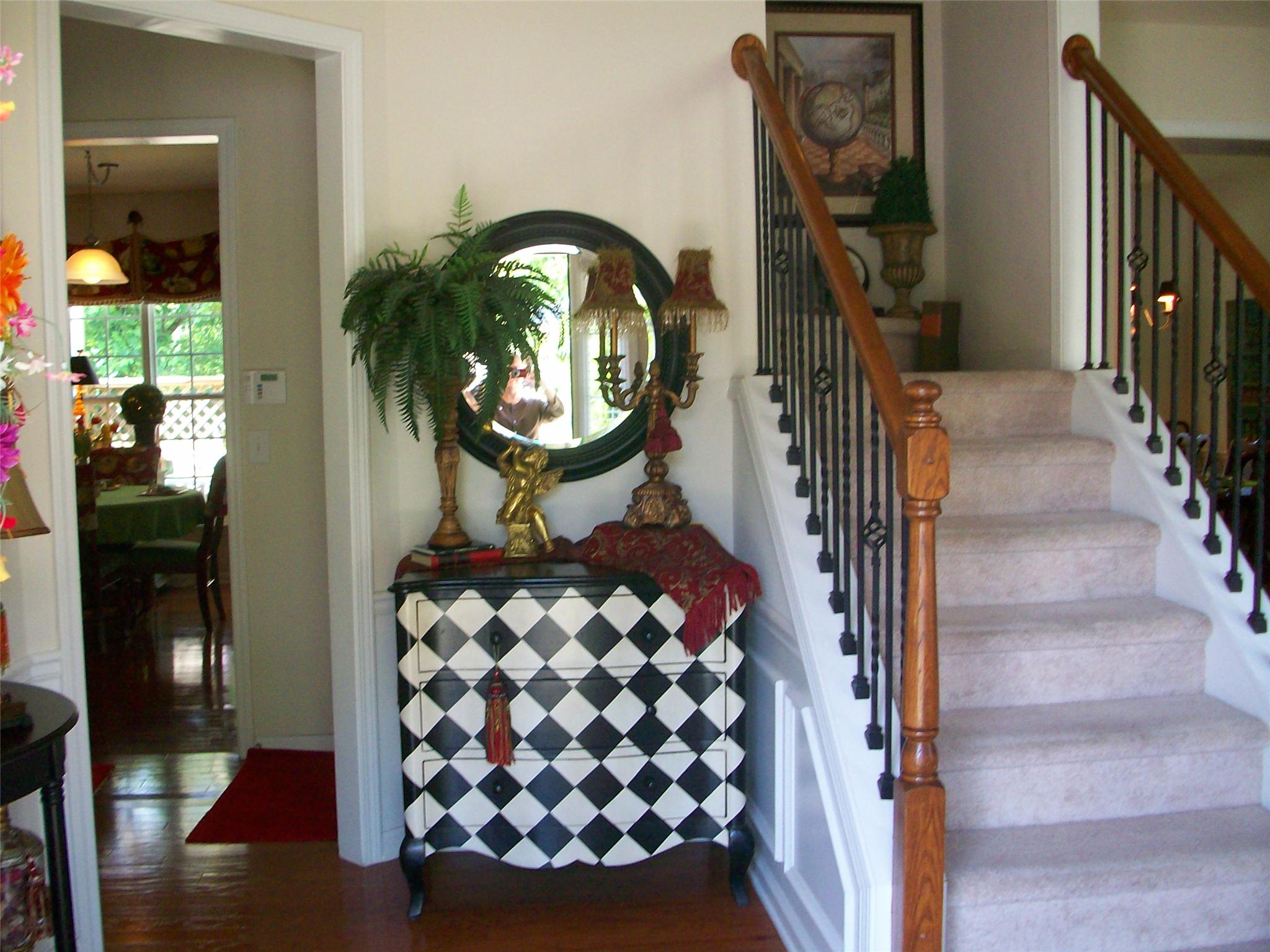 615 Hammersmith Dr, Suwanee, GA 30024 photo 3