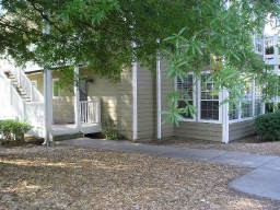 418 Berkeley Woods Dr, Duluth, GA 30096 photo 1