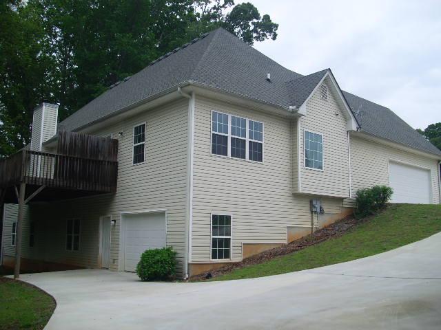 545 Oconee Ln, Commerce, GA 30529 photo 2