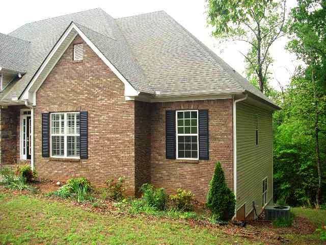 545 Oconee Ln, Commerce, GA 30529 photo 4