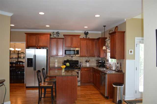 8930 Forest Path Dr, Gainesville, GA 30506 photo 6