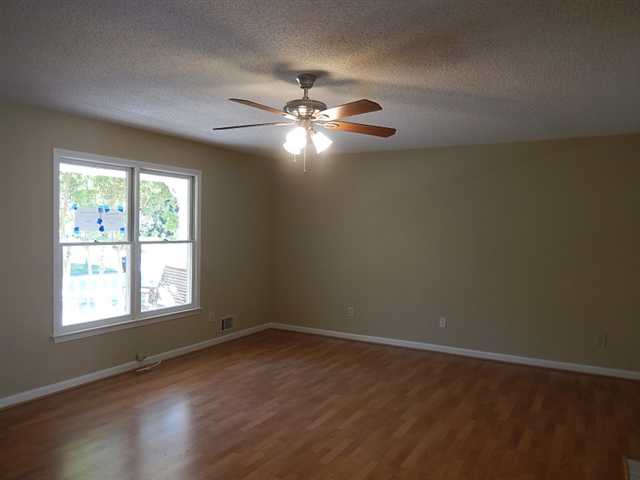 2181 Dee Dee Trl, Buford, GA 30519 photo 5