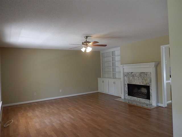 2181 Dee Dee Trl, Buford, GA 30519 photo 2
