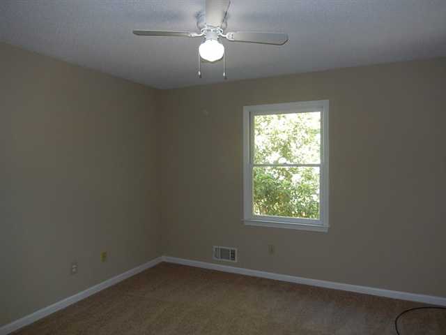2181 Dee Dee Trl, Buford, GA 30519 photo 11