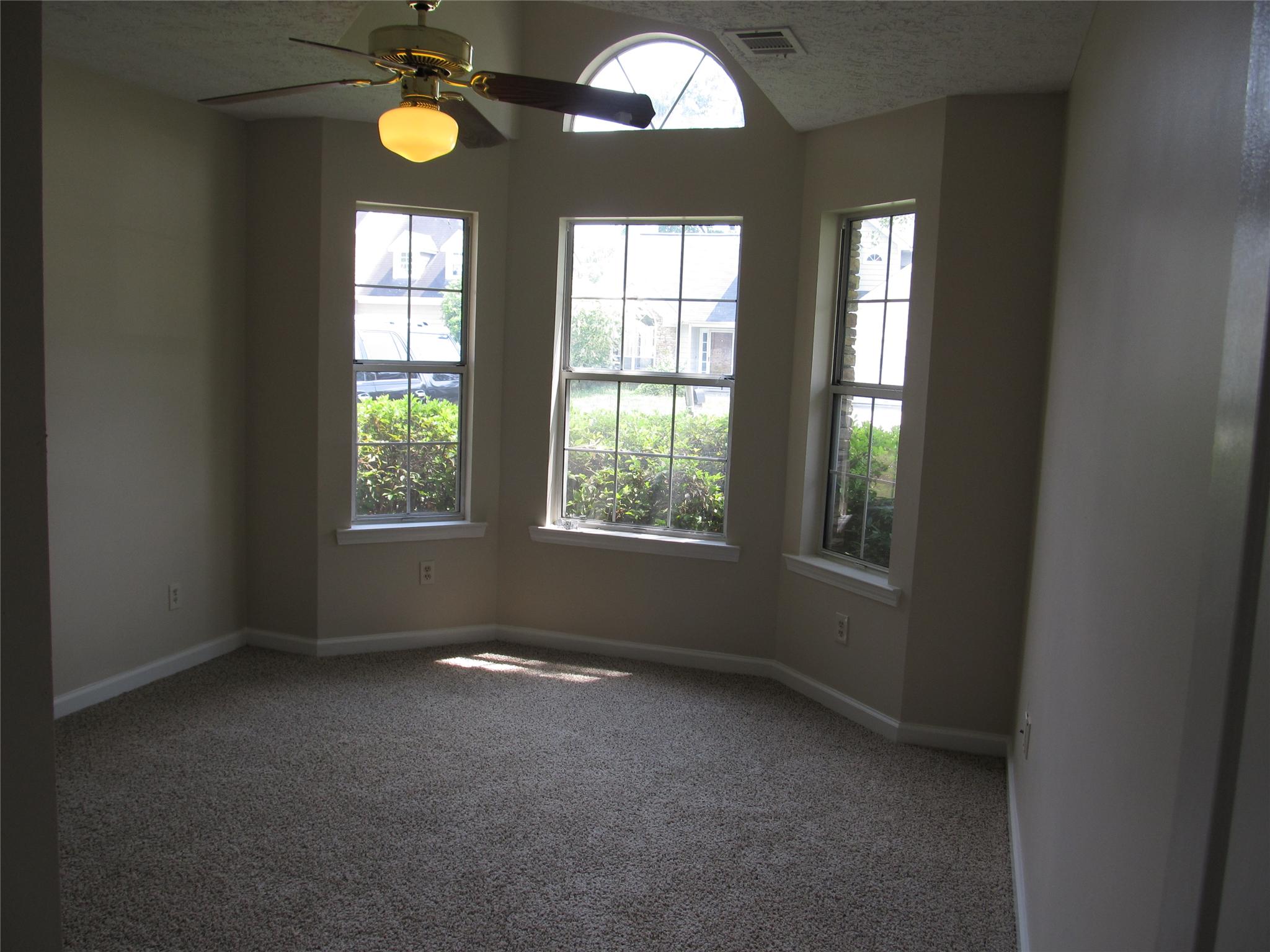 2949 Weston Brook Ln, Duluth, GA 30096 photo 9