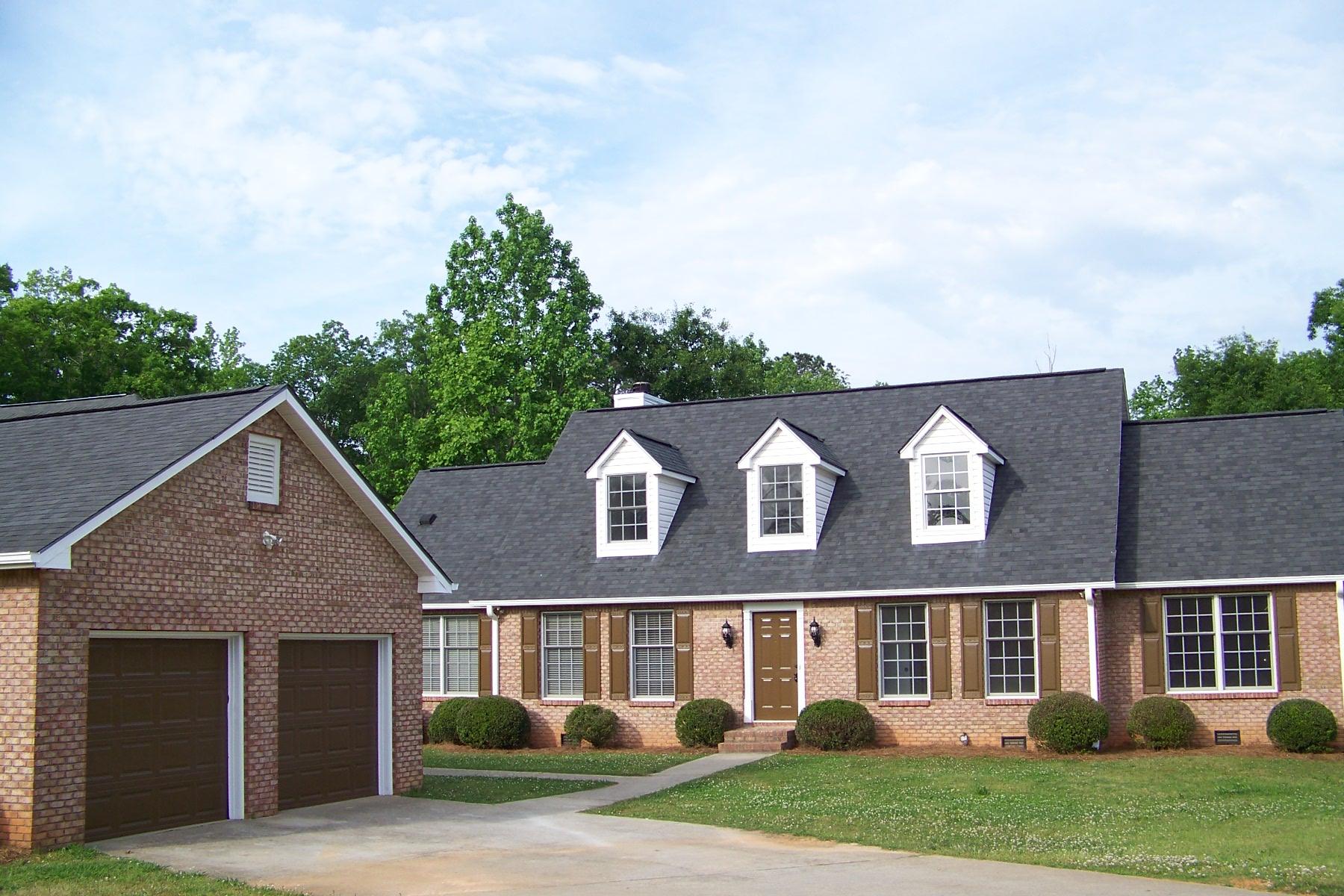 402 Lakeridge Dr, Temple, GA 30179 photo 1
