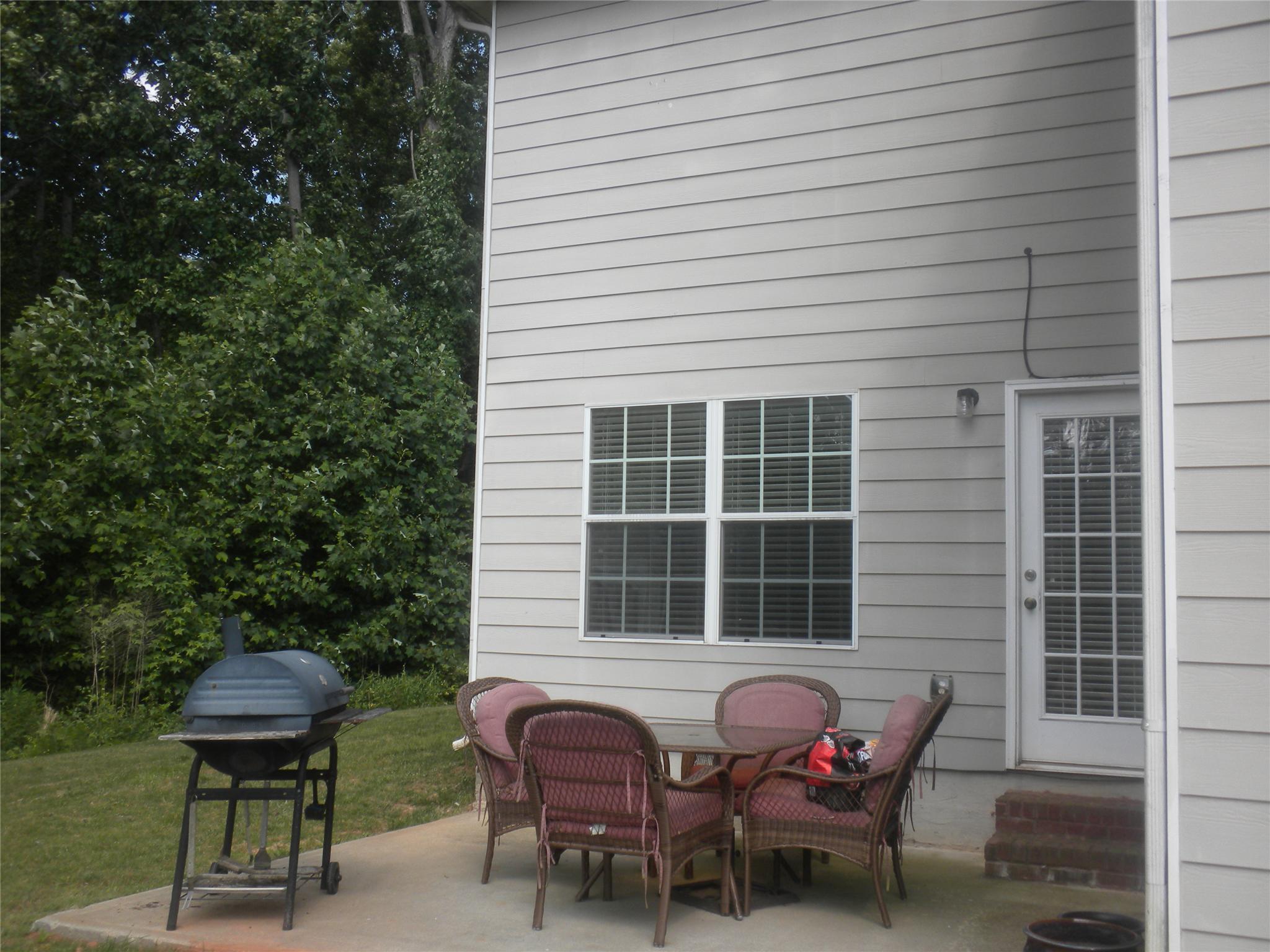 406 Pernell Dr, Hampton, GA 30228 photo 3