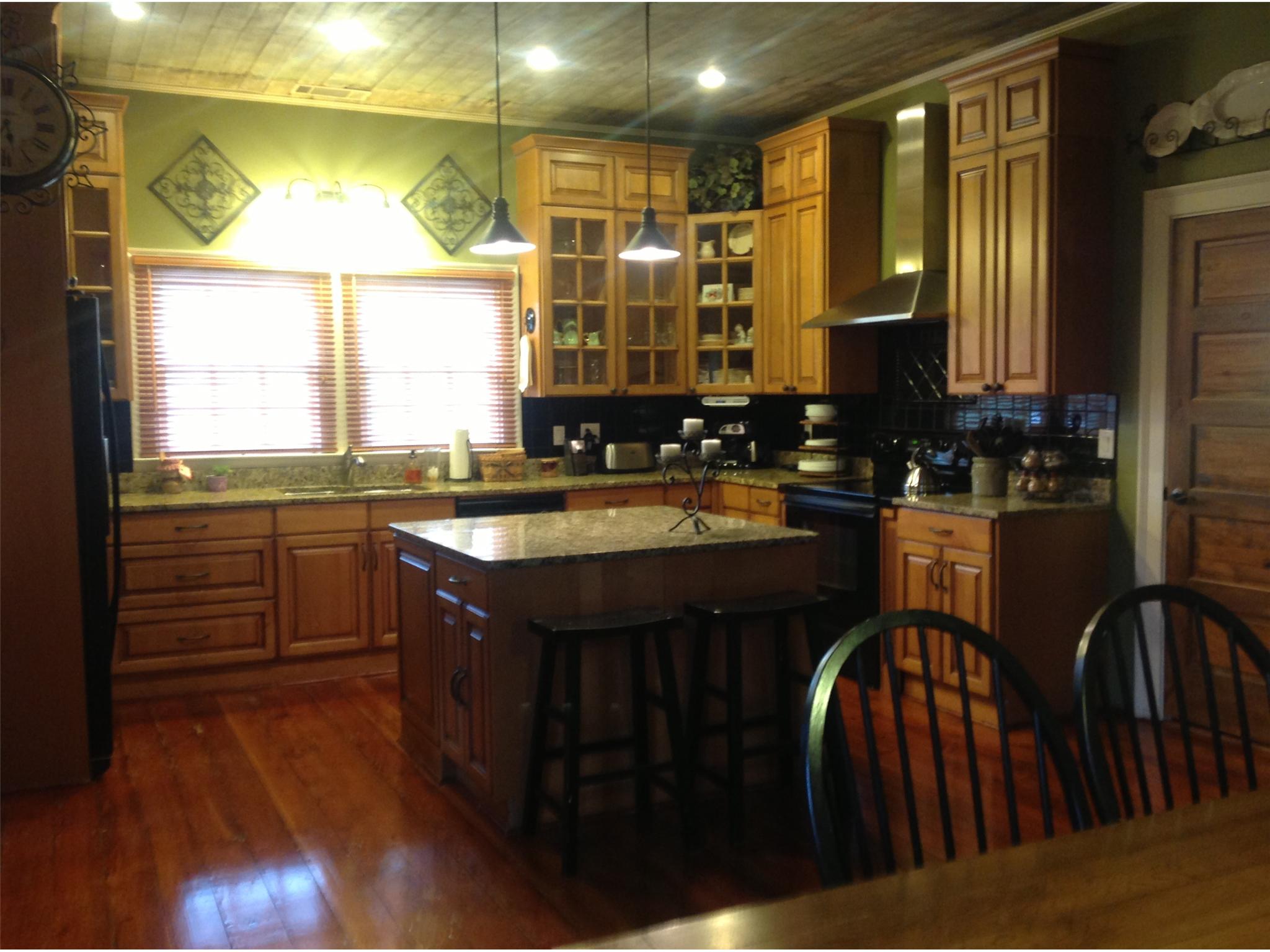 17 Webb Rd, Winder, GA 30680 photo 2