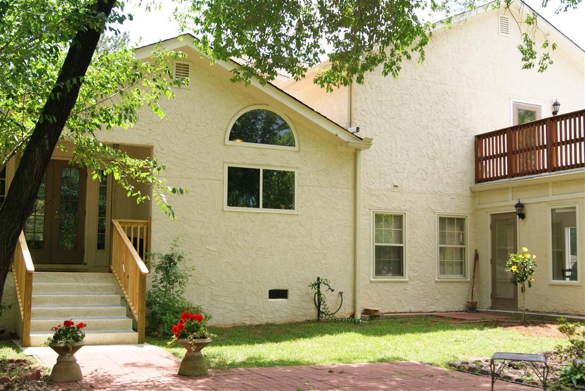 415 Orchard Rd, Rex, GA 30273 photo 4