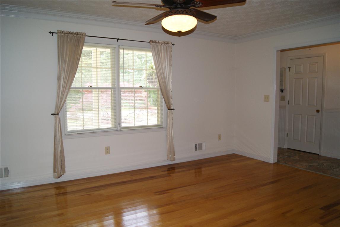 415 Orchard Rd, Rex, GA 30273 photo 8