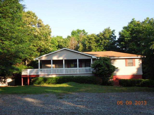 593 Page Rd, Comer, GA 30629 photo 1