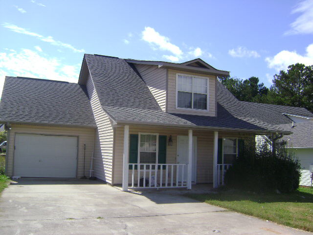 1458 N Hampton Dr, Hampton, GA 30228 photo 1