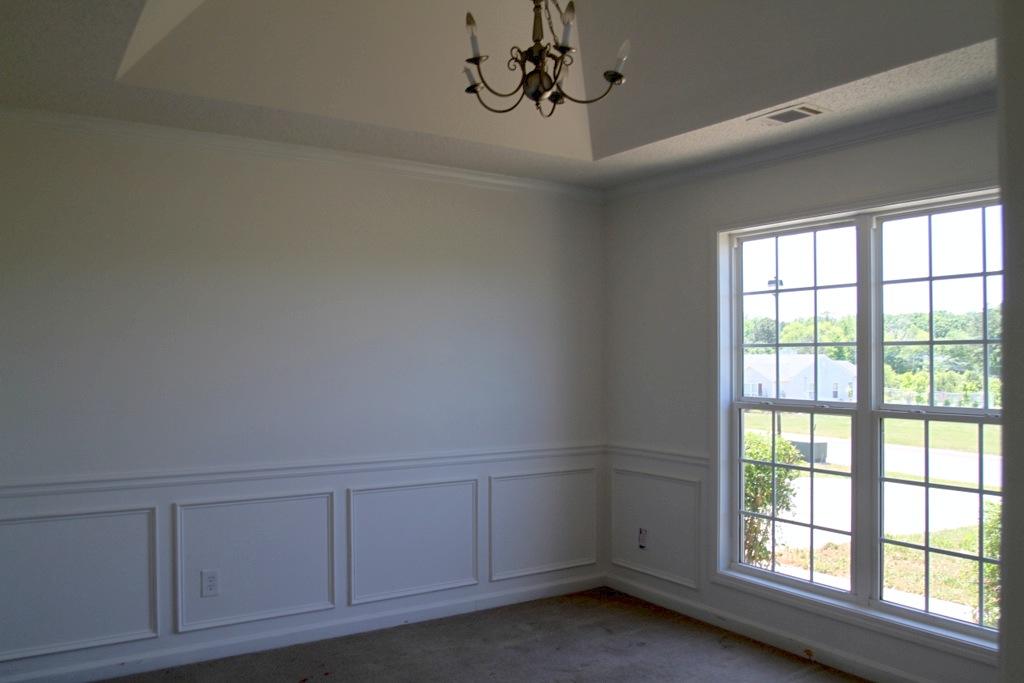 1608 Queens Dr, Winder, GA 30680 photo 6