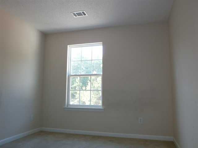 1525 April Ln, Morrow, GA 30260 photo 22
