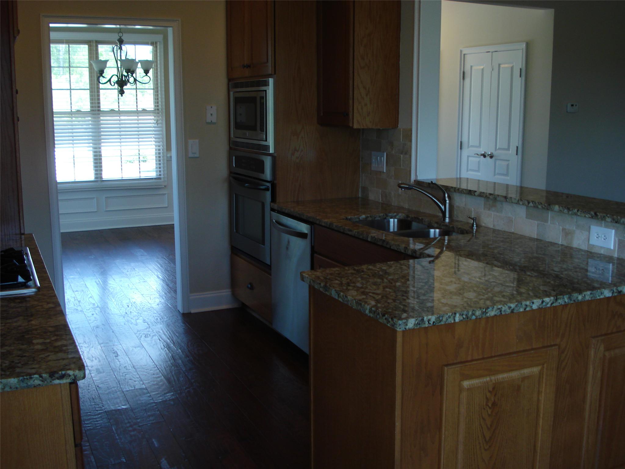 9207 Golfview Cir, Covington, GA 30014 photo 5