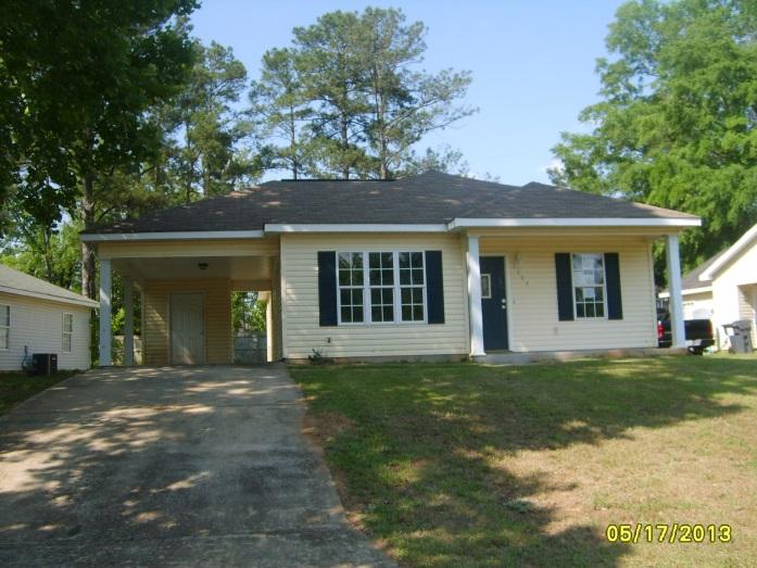 304 Spring Creek Dr, Perry, GA 31069 photo 1