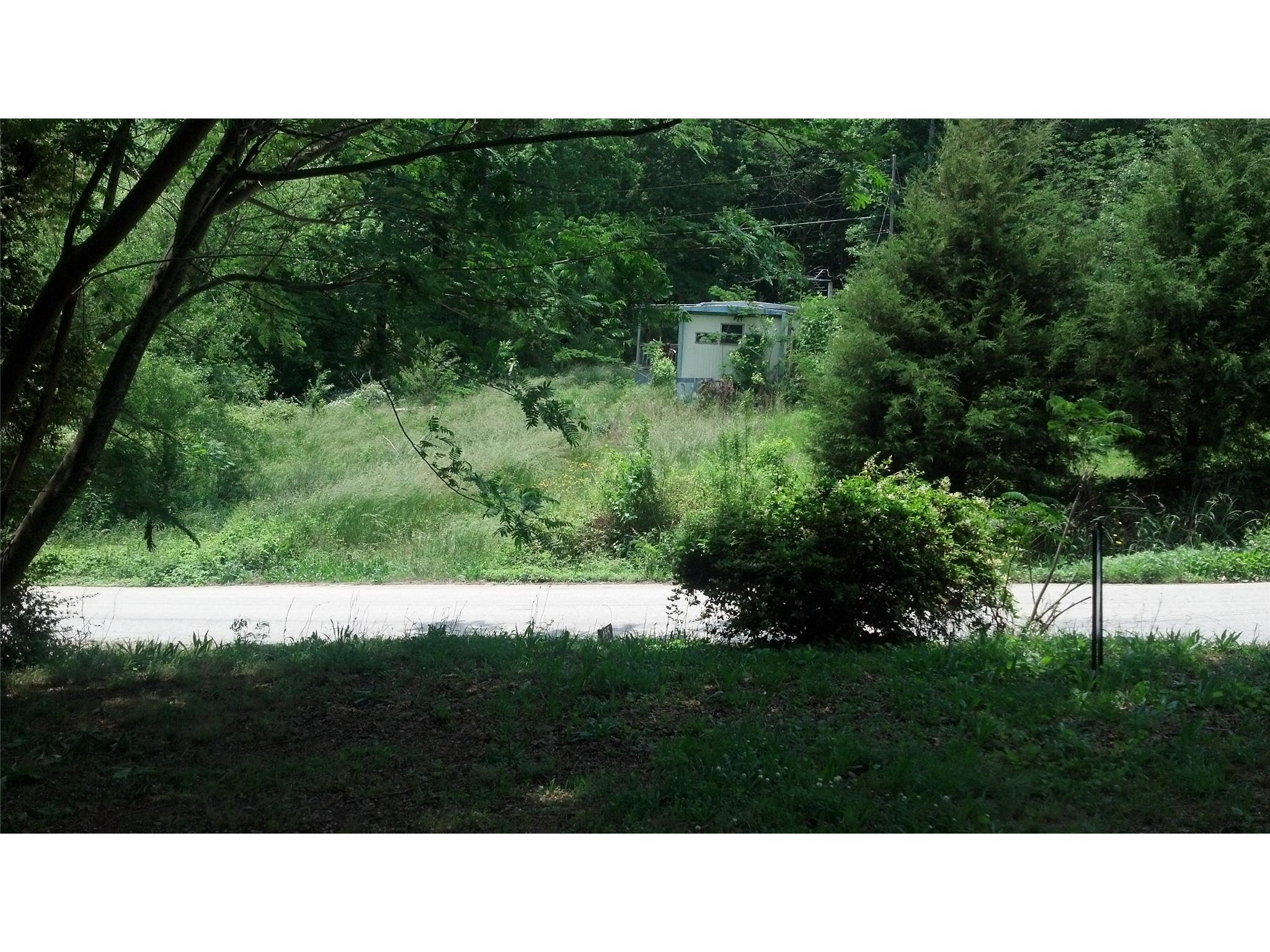 455 E Walnut St, Cornelia, GA 30531 photo 3