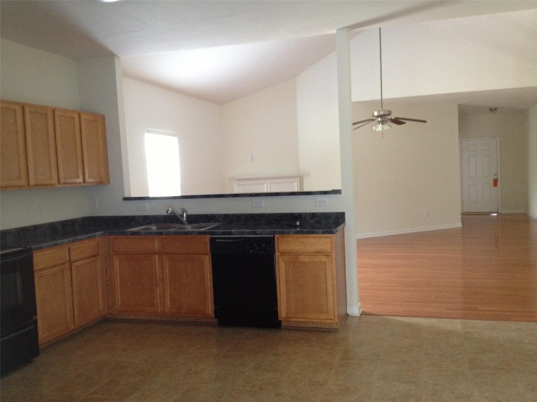 75 Kevin Ct, Porterdale, GA 30014 photo 6