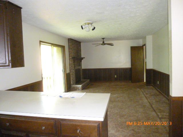 807 Milliken Ter, Lagrange, GA 30240 photo 5